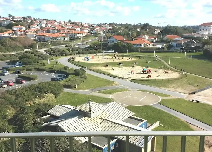 Biarritz-face Mer-appt T3-plages-piscine-tennis 公寓 比亚里茨